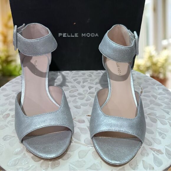 Pelle Moda BERLIN Wide Buckle Leather Kid Suede Sandal Heel Size 10 M - Picture 13 of 13